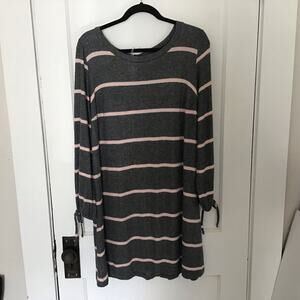 NWT Charming Charlie gray and pink stripe soft dress 1X